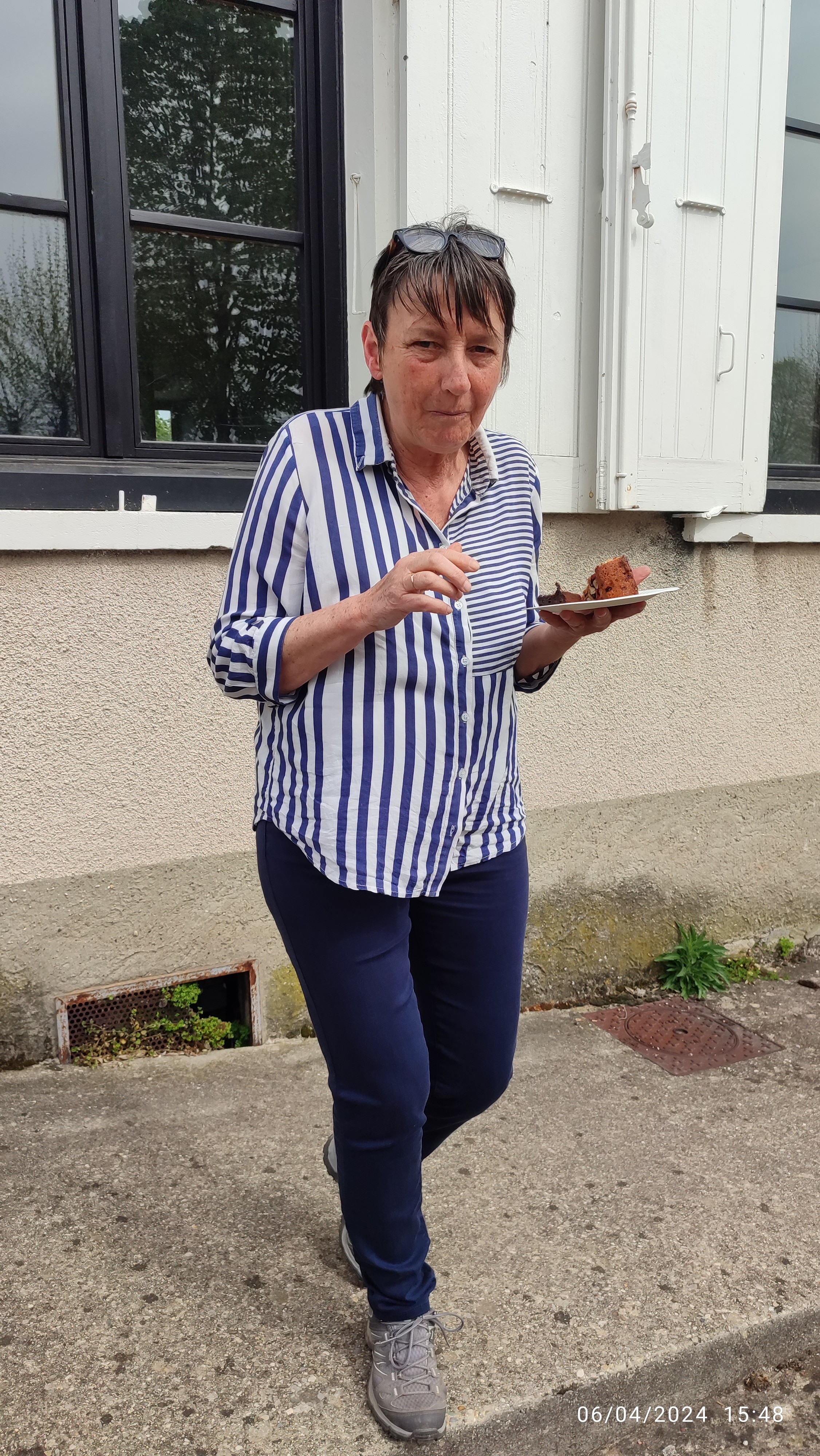 C'est l'heure de la dégustation pour Christine ..et pour nous tous